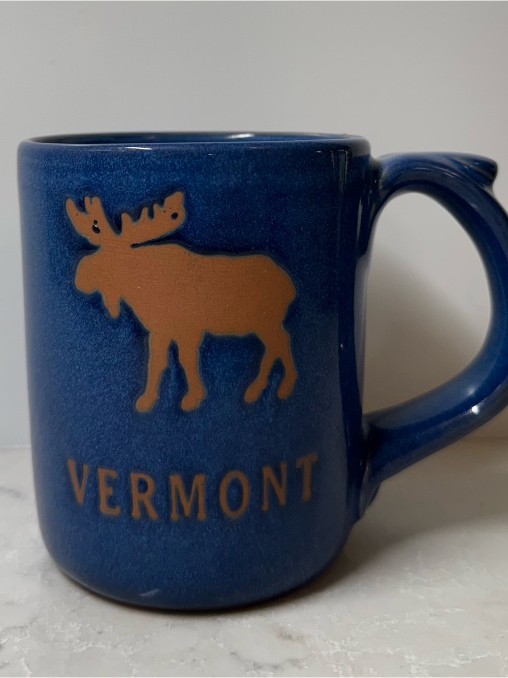 Ceramic Vermont Moose Mug in Deep Blue